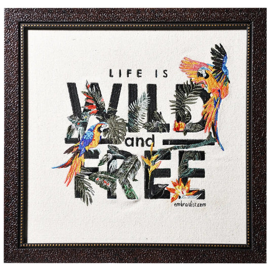 Machine embroidered wildlife wall art — 1,24,810 stitches on canvas by Embroidist